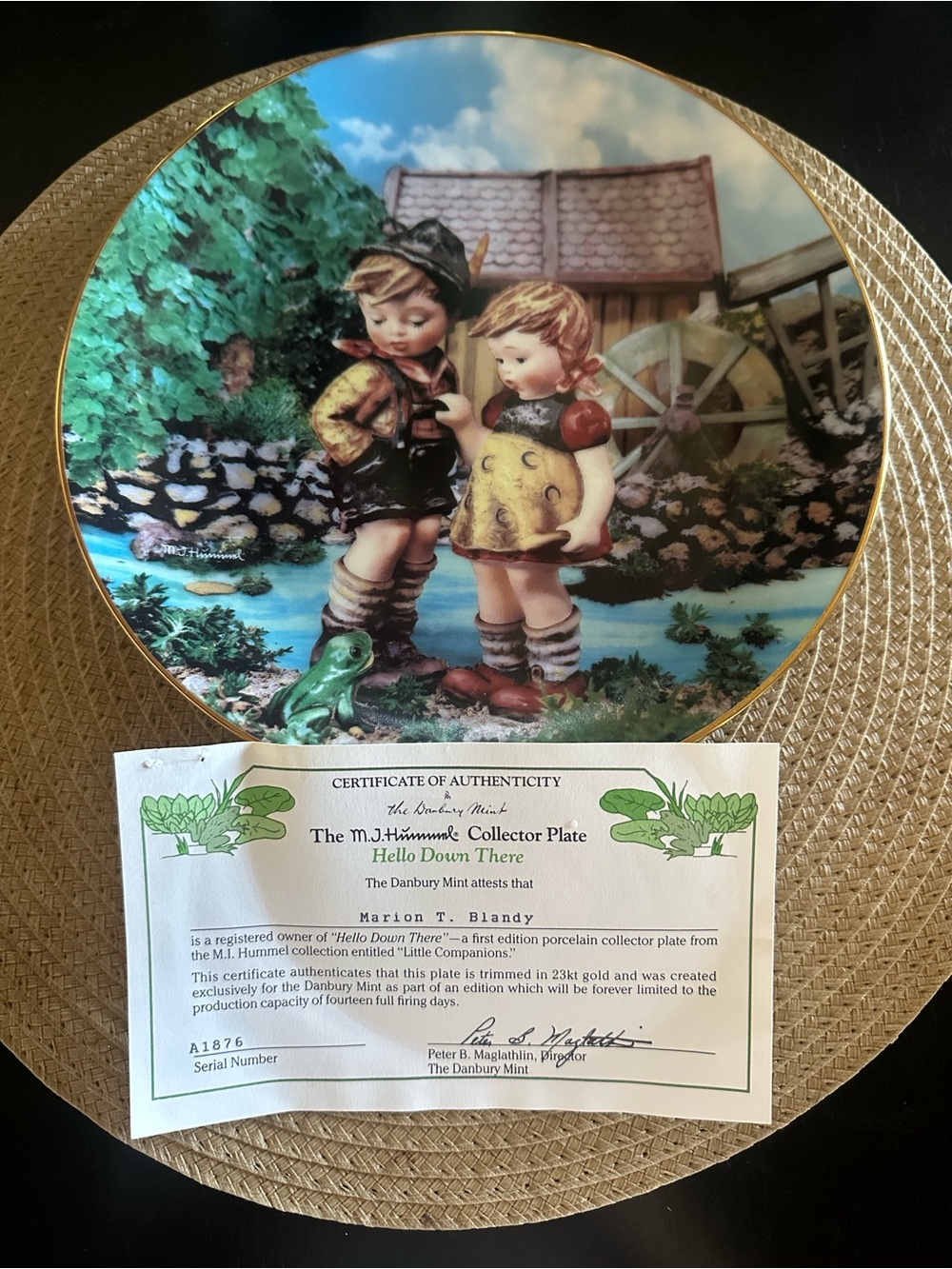 Hummel White Decorative Plate "Hello Down There"